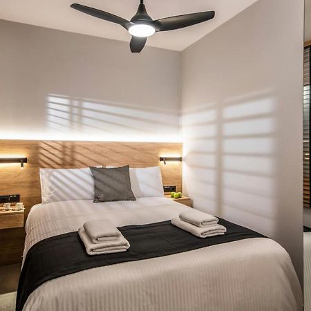 The Big Little One. Stylish & Convenient Apartment Heraklion Exterior foto